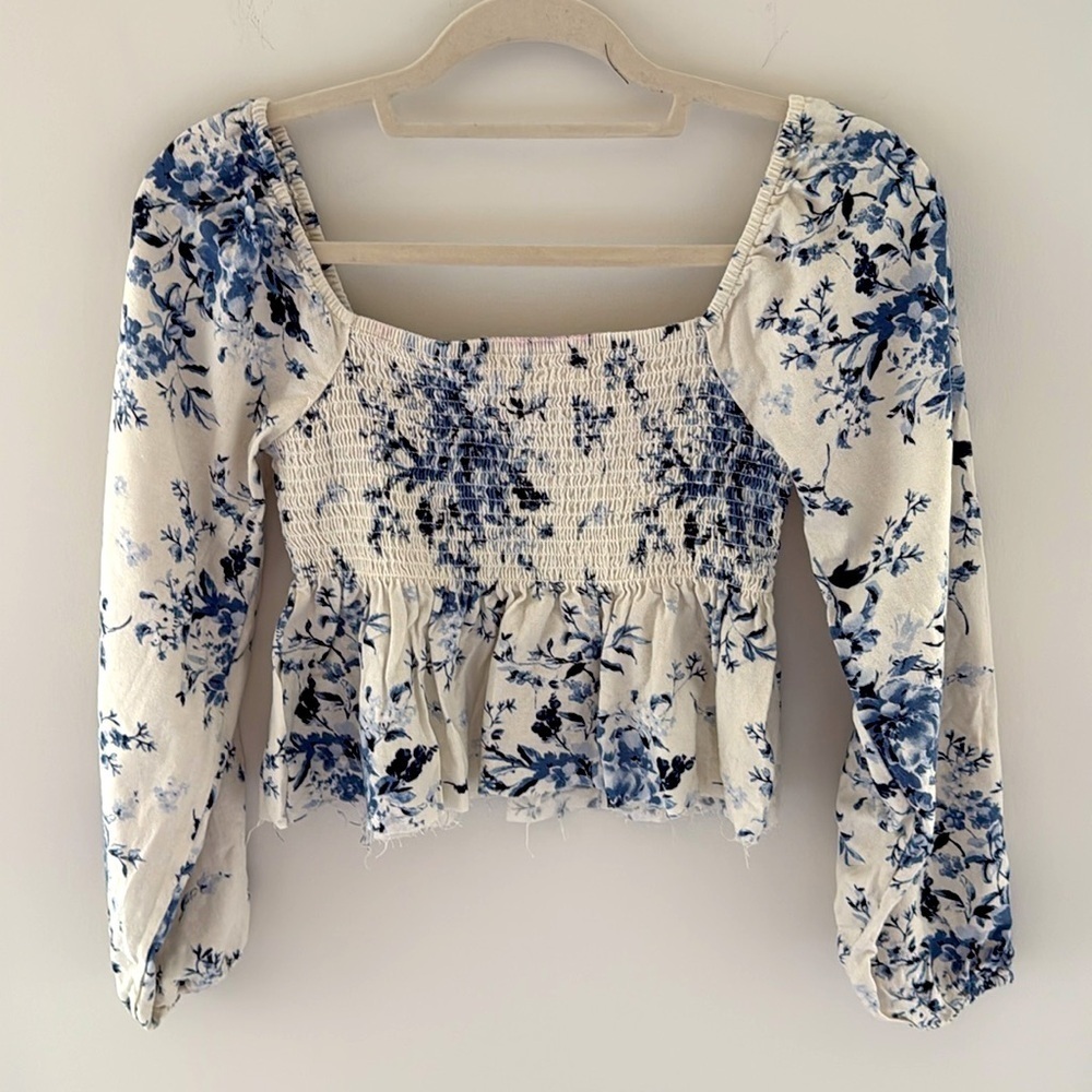 Altar'd State Cream and Blue Sellie floral Smocked Peplum crop blouse size S - Picture 2 of 5